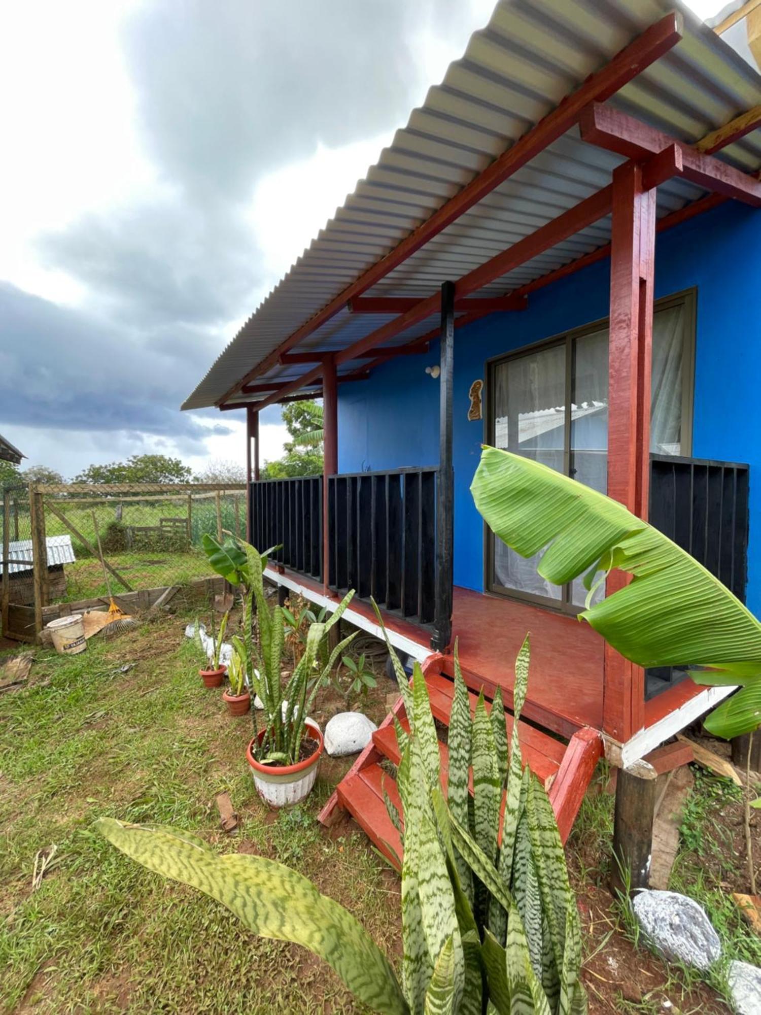 Pua Vaenga Hostel Hanga Roa Exterior photo